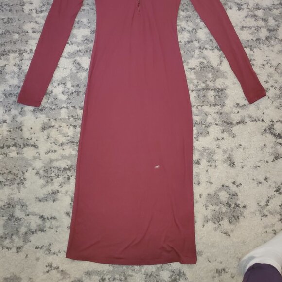 Forever 21 || Deep V Neck Bodycon Dress || Small - Picture 9 of 9